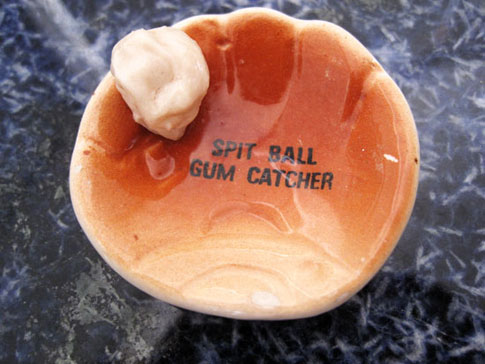 spit-ball-gum-catcher_74761