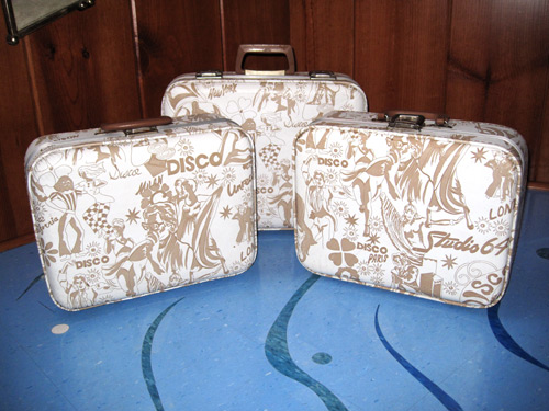 disco-suitcases2_8277 disco-suitcases2_8277