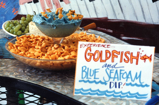 goldfish-blue-seafoam-dip