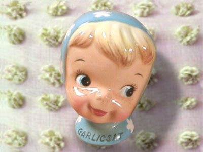 garlic-salt-shaker-napco1