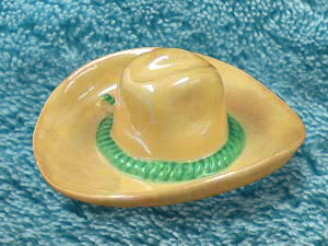 cowboy-hat-ashtray-3