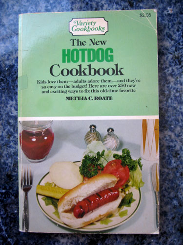 hot-dog-cookbook_7821 hot-dog-cookbook_7821