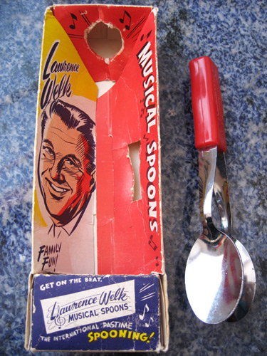 lawrence-welk-musical-spoons_1026