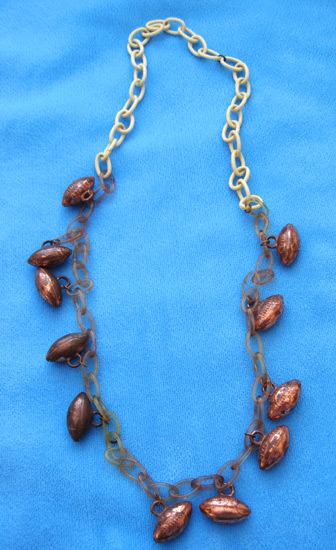 football-necklace_2772