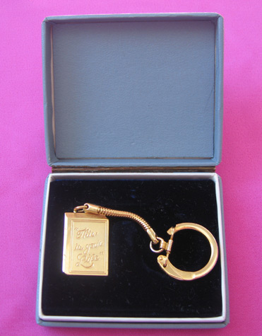 this-is-your-life-keyring_5466