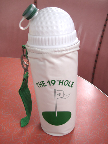 19th-hole-drink-caddy_6441