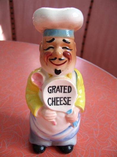 grated-cheese-chef-shaker_6036