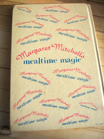 margaret-mitchell's-mealtime-magic-cookbook_1965