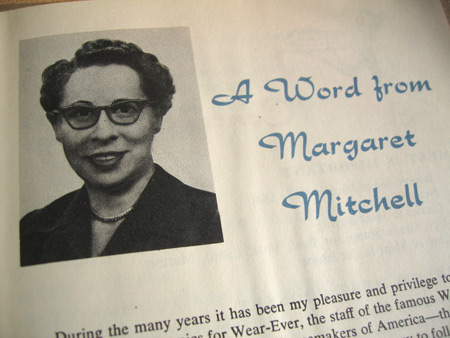 margaret-mitchell's-mealtime-magic-cookbook_1968