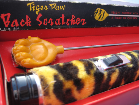 backscratcher-tiger_2434
