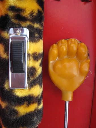 backscratcher-tiger_2436