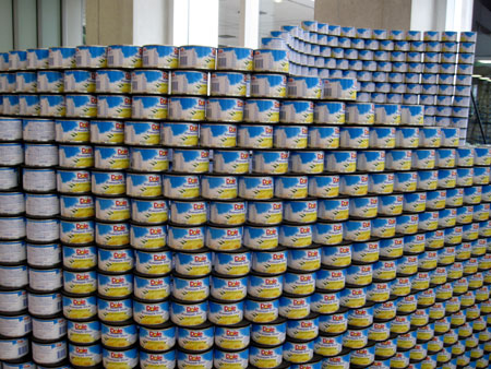canstruction-wave_2735 canstruction-wave_2735