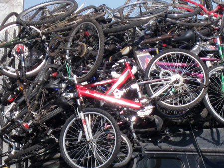 van-w-bikes_4408