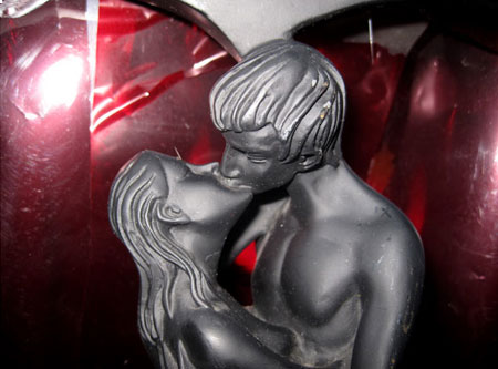 V-day-lover-lamp