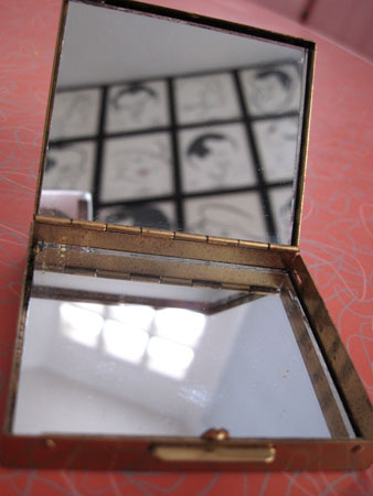 poodle-mirror-box_3650