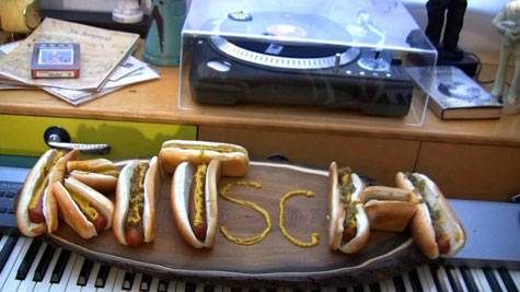 kitsch-hotdogs3