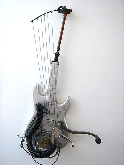 Heartguitar3